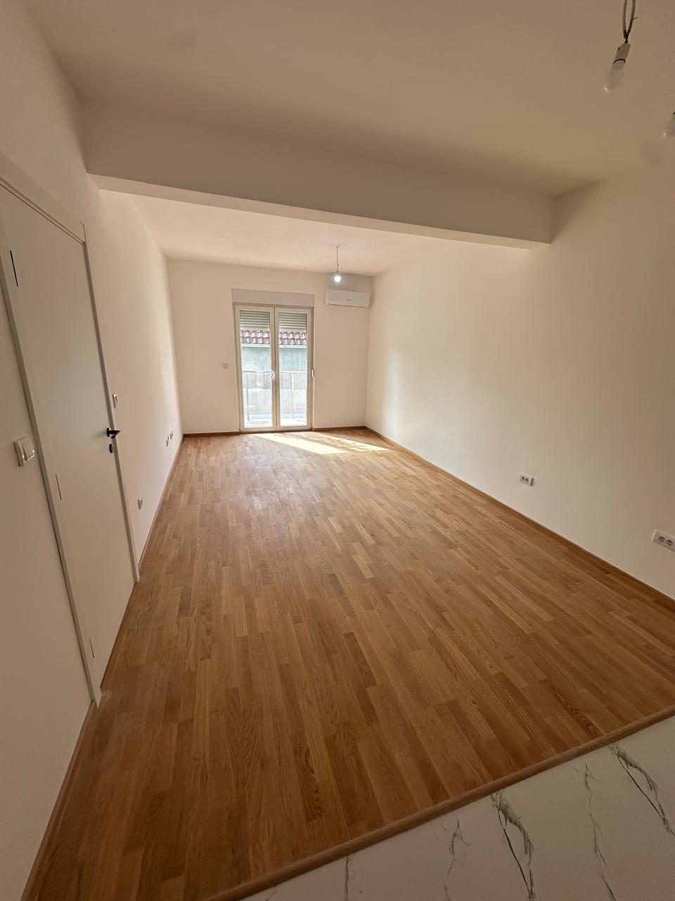 Unfurnished one-bedroom apartment for rent in Zabjelo, Podgorica